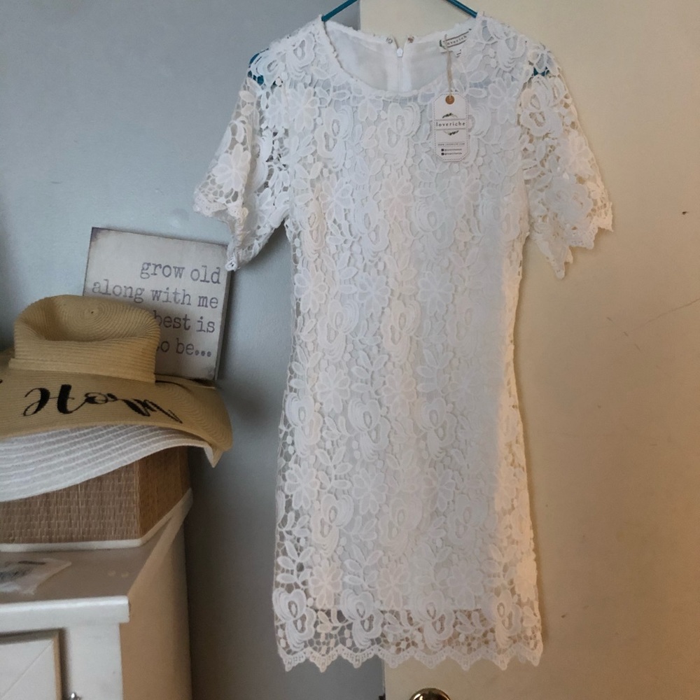 White lace dress